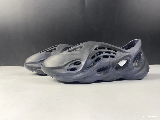 Blue Adidas Foam RNNR Mineral GV7903 Yeezy 0801
